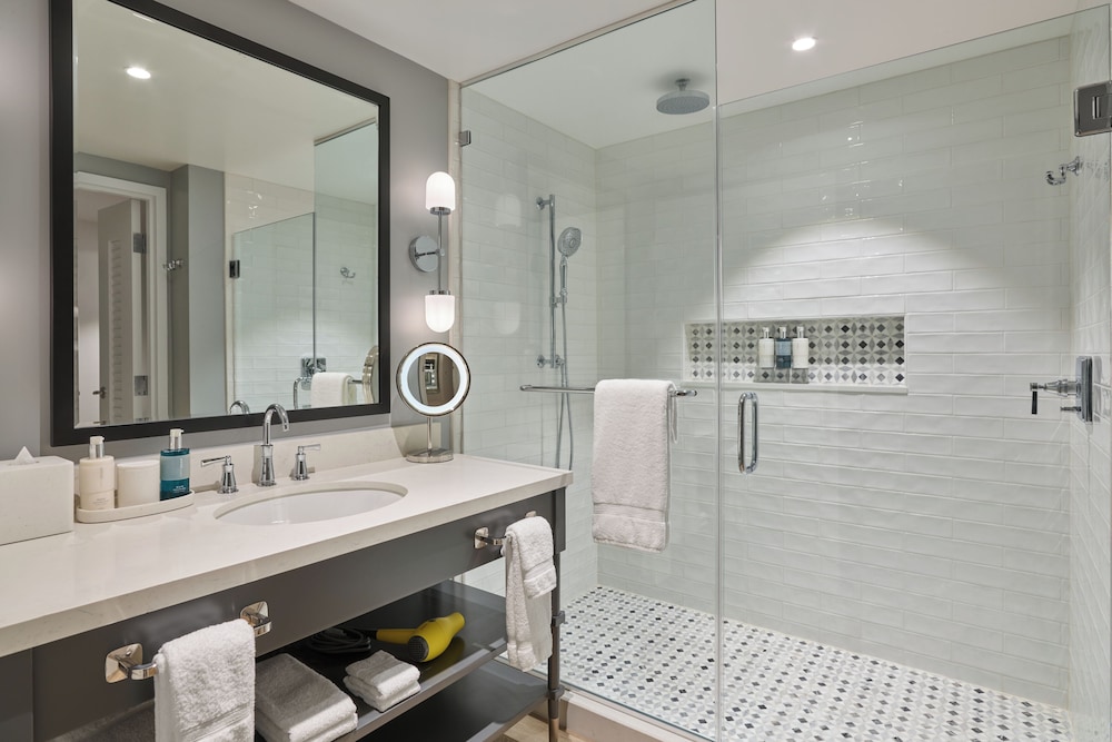 The Seabird Ocean Resort and Spa, Part of Destination Hotel by Hyatt 49/50