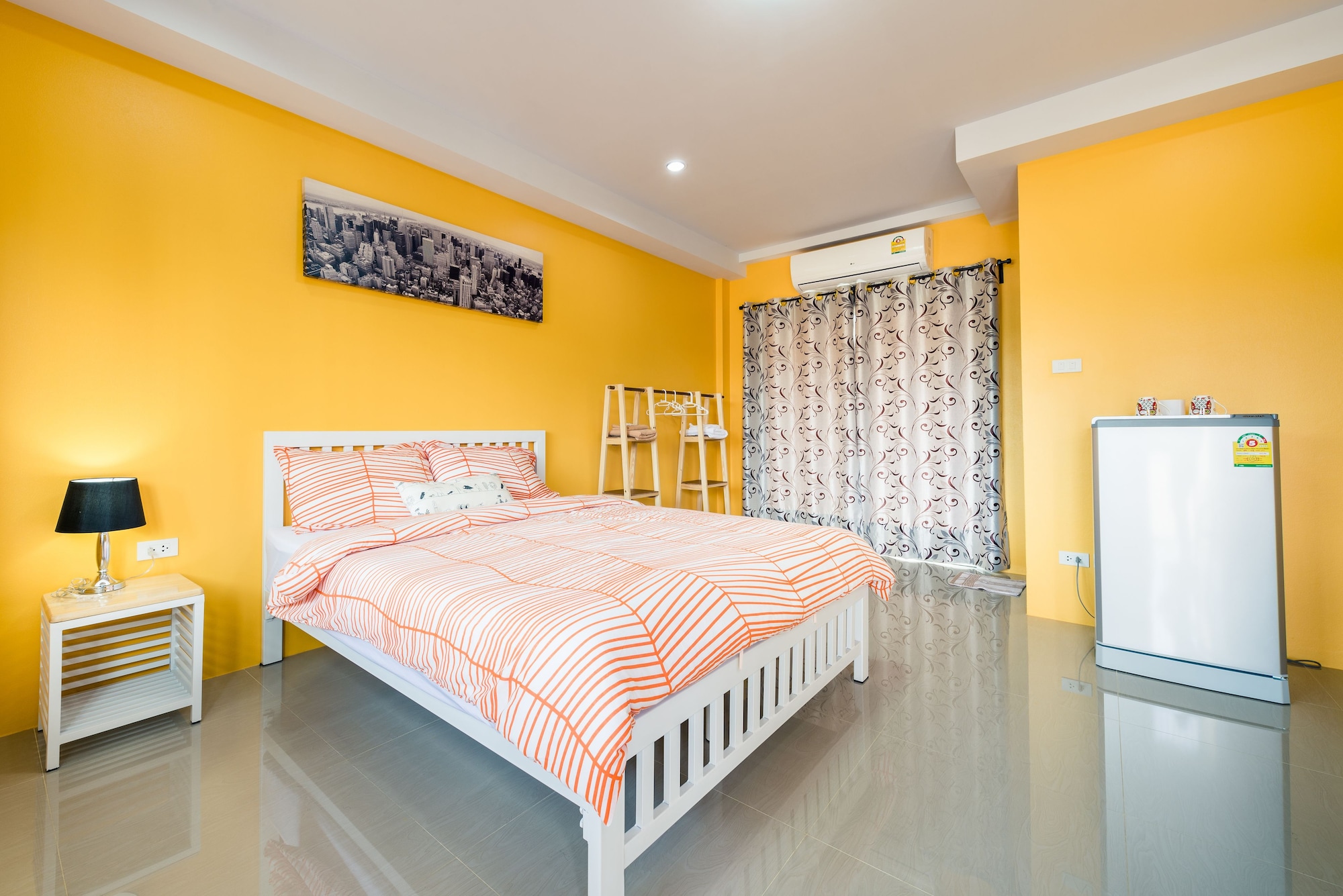 SUPERIOR, DOUBLE BED