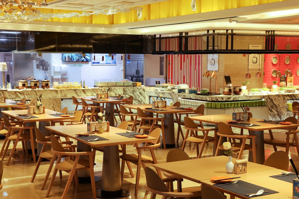 Xiamen Airlines Lakeside Hotel 35/50