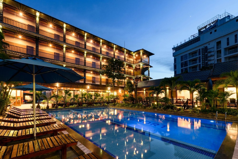 Ahaveda Resort 6/56