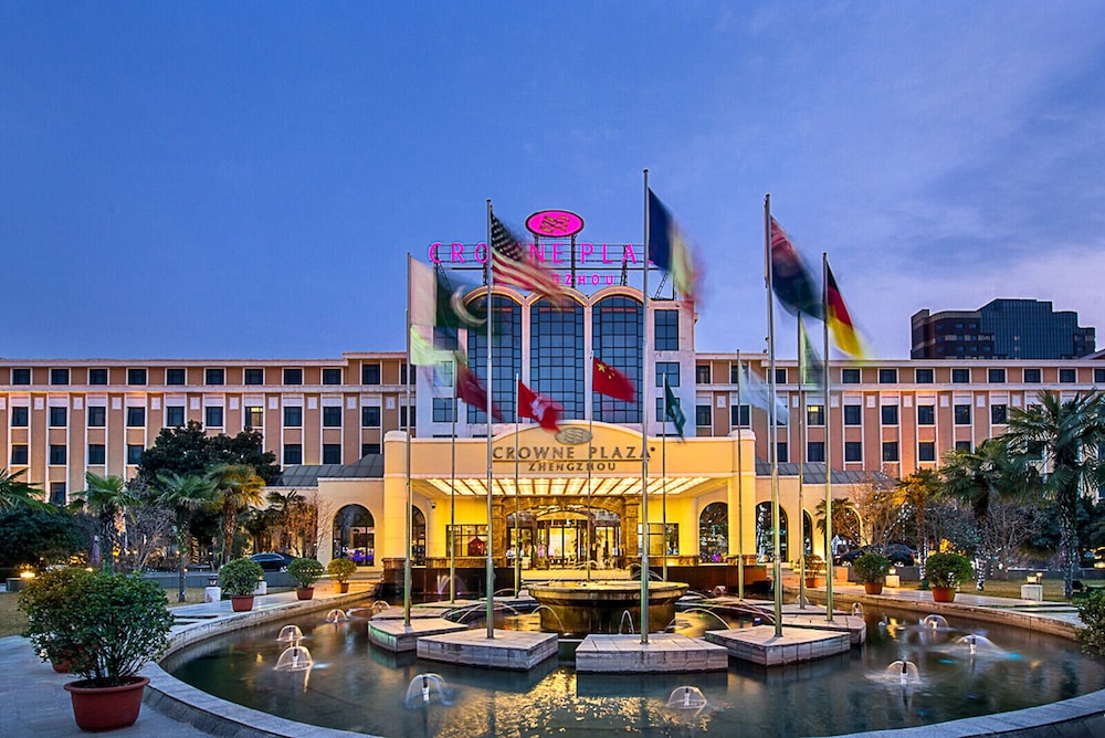 CROWNE PLAZA ZHENGZHOU 1/80