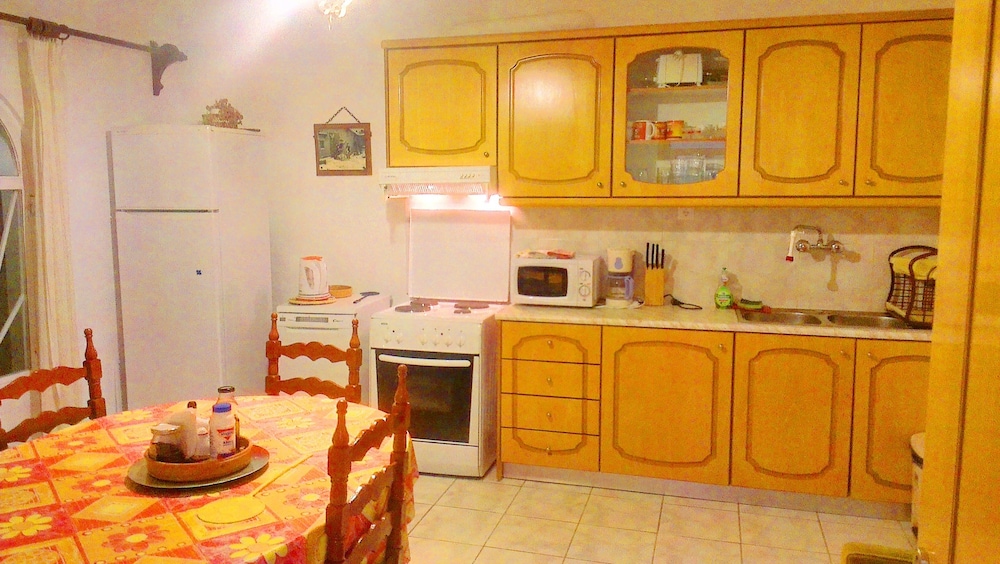 VILLA KONAKI 8/36