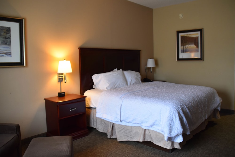 Hampton Inn Perry, FL 19/41