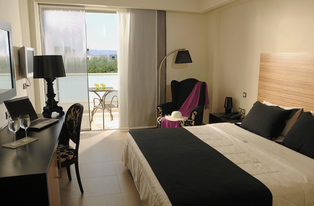 Angela Suites Boutique Hotel 25/61