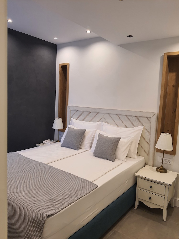 Superior, Apartment, Queen Bed, Sofa