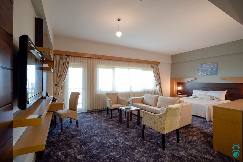 Koru Hotel 18/21