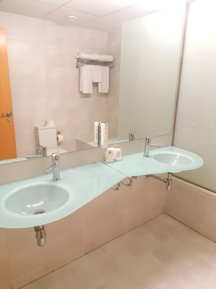 U Hotel Villa Goma 32/38