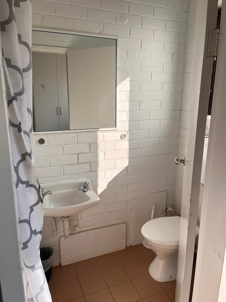 REDAN APARTMENTS 28/29