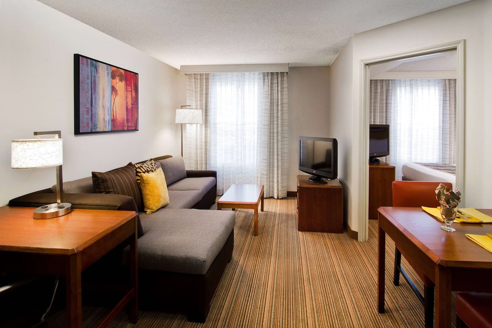Sonesta ES Suites Reno 27/63