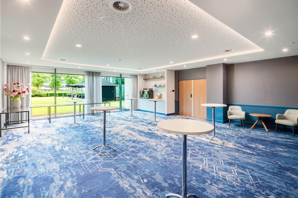 Radisson Blu Hotel Amsterdam Airport 40/80