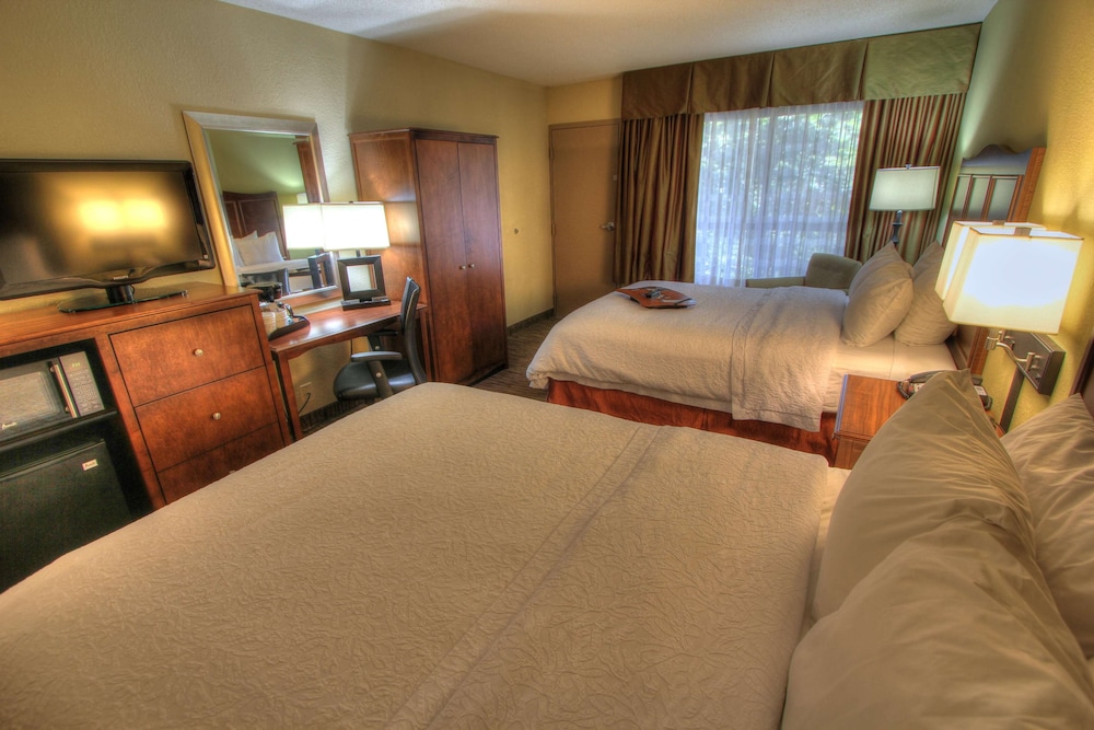 Hampton Inn Gatlinburg 19/68