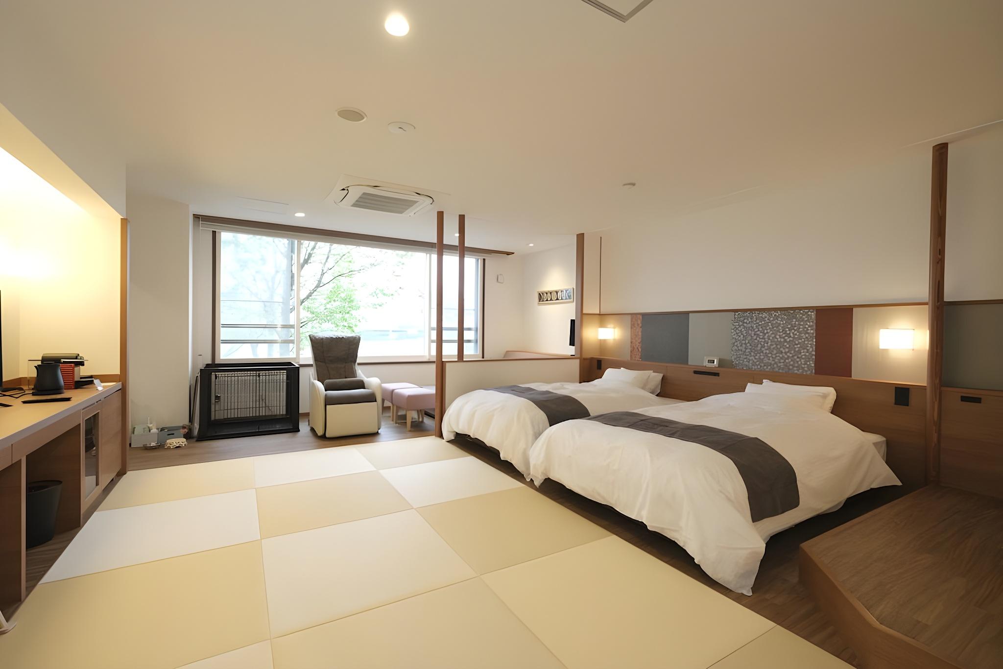 Japanese Western, Riverside, Pet Friendly
