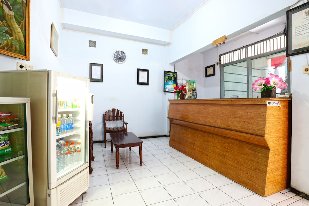 Hotel Bintang Malang 4/50