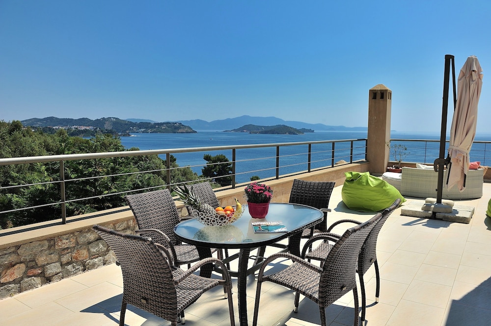 Golden King Villas Skiathos 38/60
