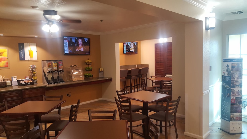 Best Western El Centro Inn 27/35