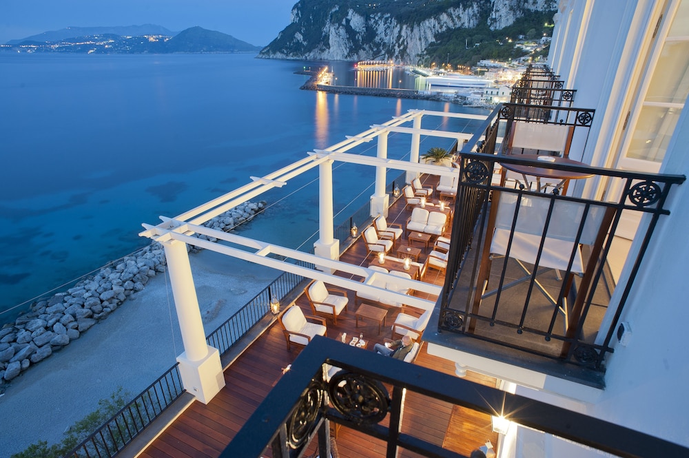 Jk Place Capri 17/50