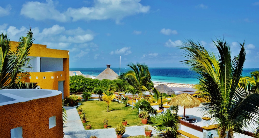 HOTEL ARRECIFES SUITES 58/67