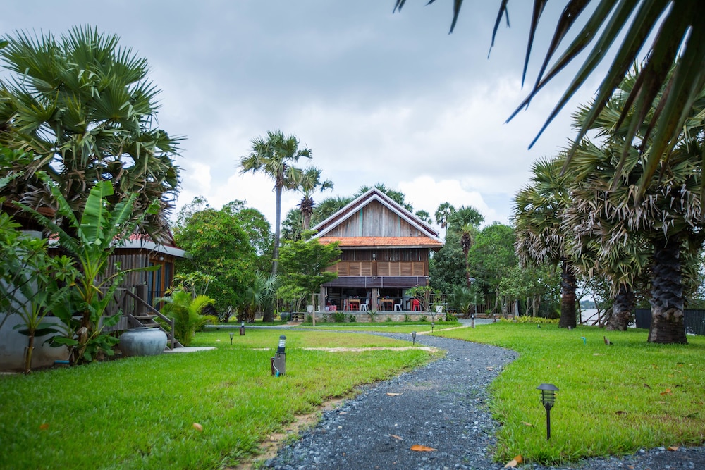 Kampot River Residence 37/50