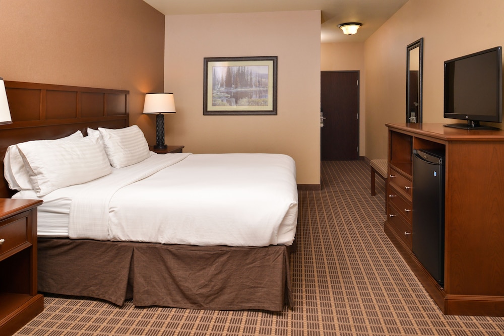 The Evergreen Hotel 15/54