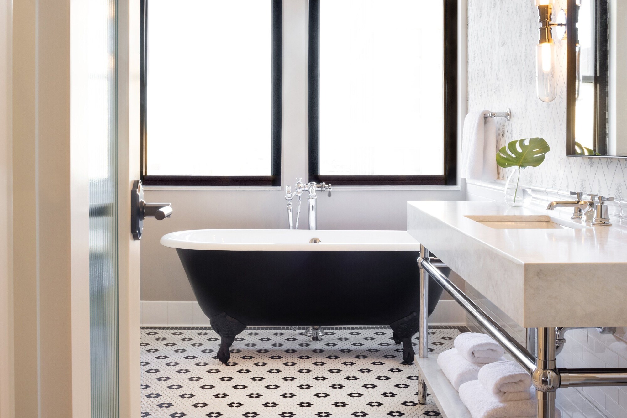 Midtown, Suite, King Bed