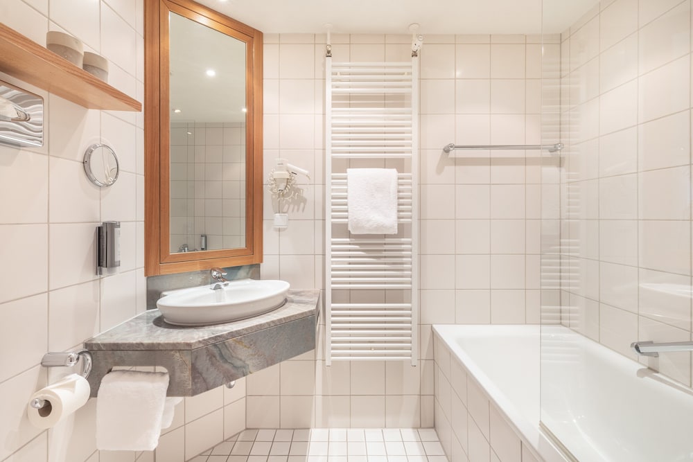 Garner Hotel Essen - Handelshof by IHG 28/85