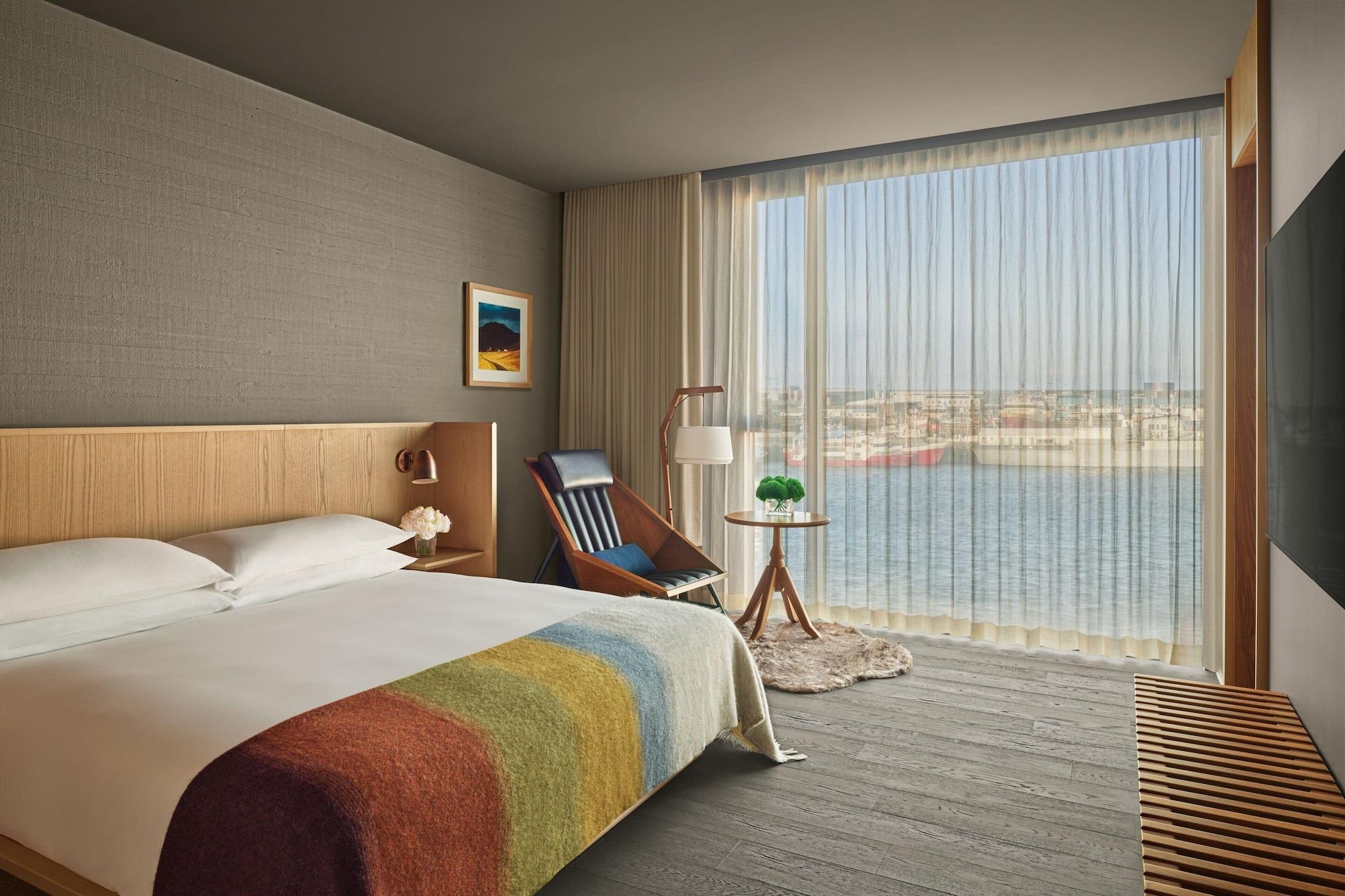 Suite, Harbour View