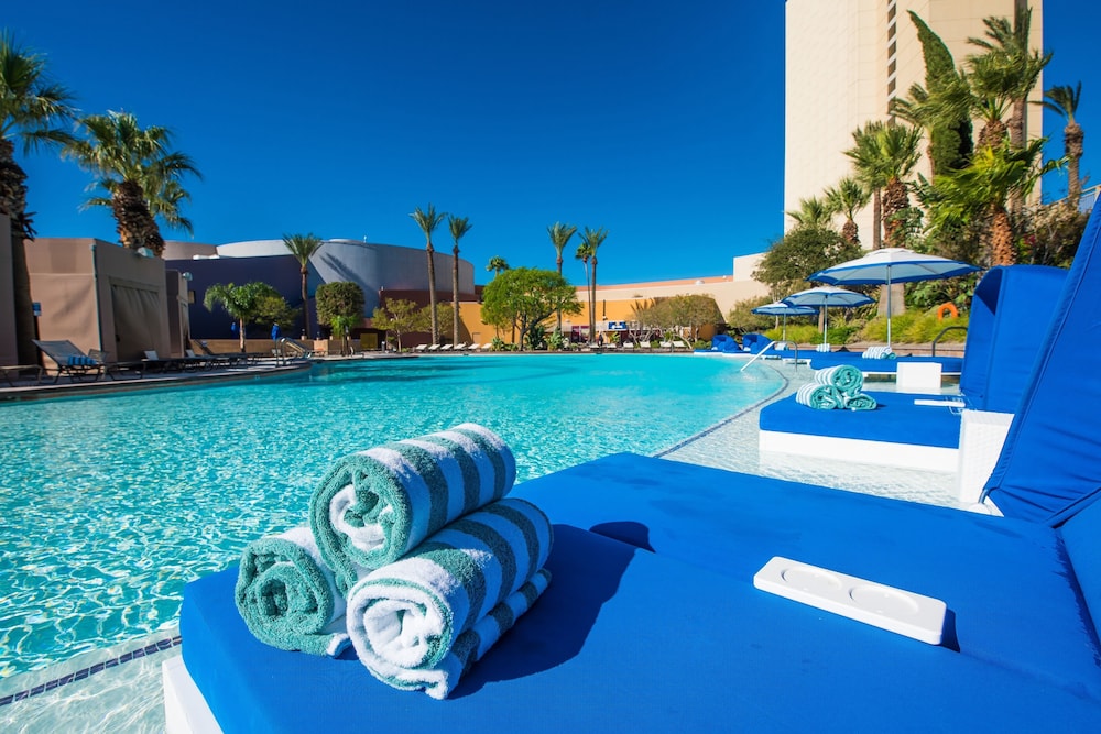 Morongo Casino Resort Spa 70/72