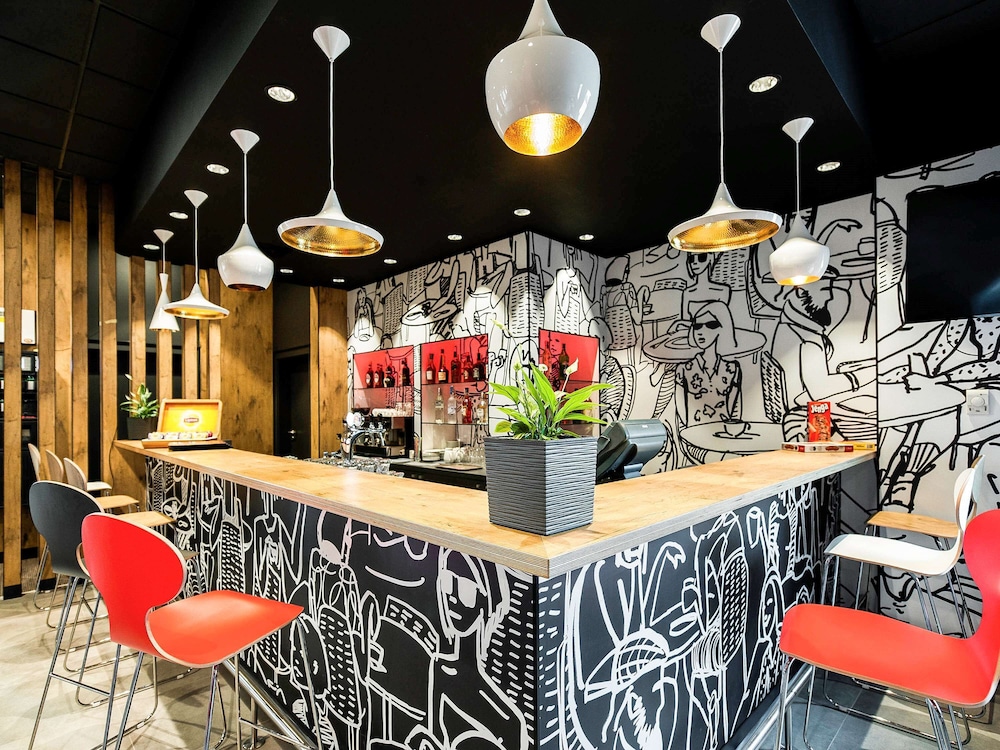 Ibis Poznan Polnoc 10/73