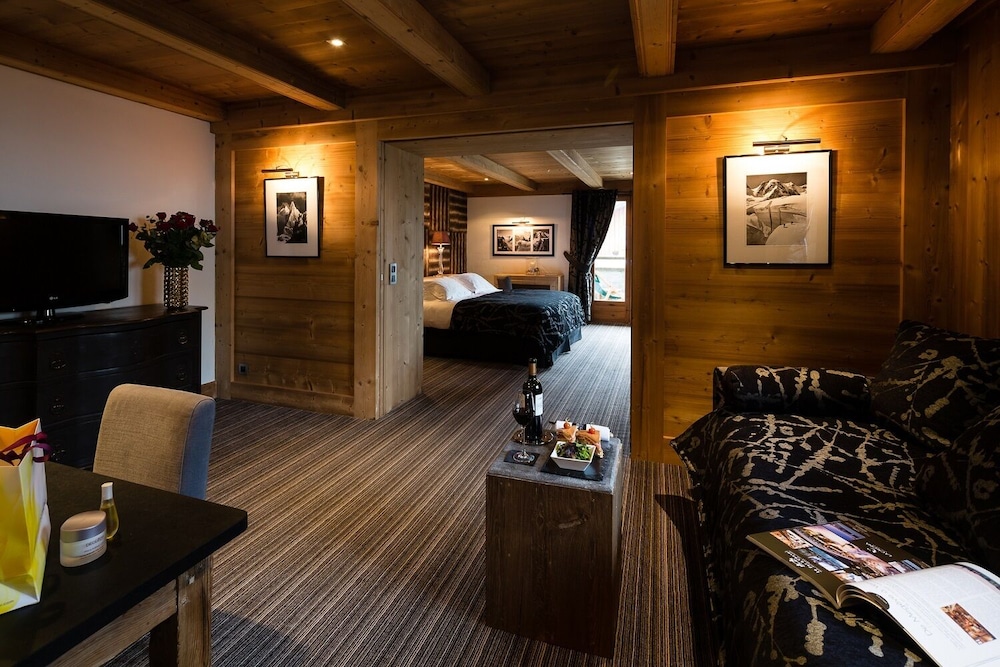 Hôtel Le Fer à Cheval 3/50