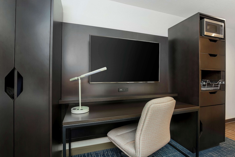 Hampton Inn And Suites Denver Tech Center 51/69
