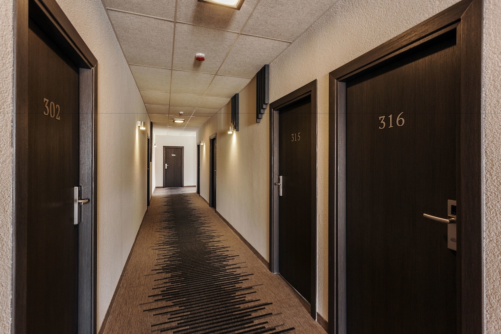 Old Town Trio Hotel 33/54