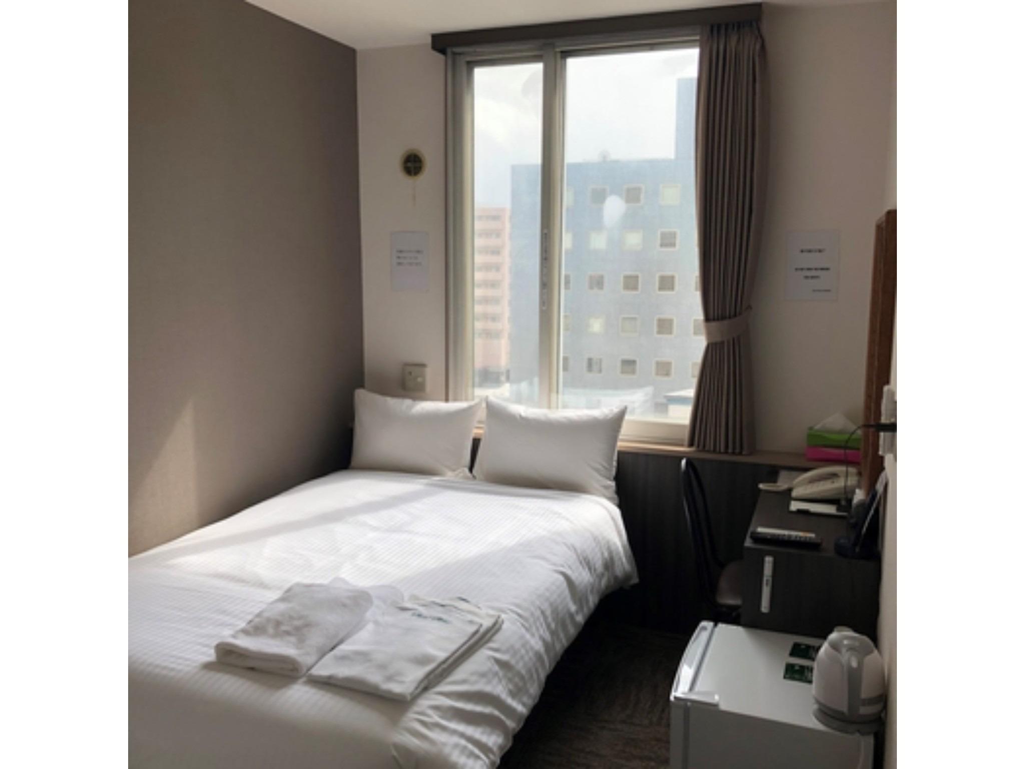 Semi Room, Semi Double Bed