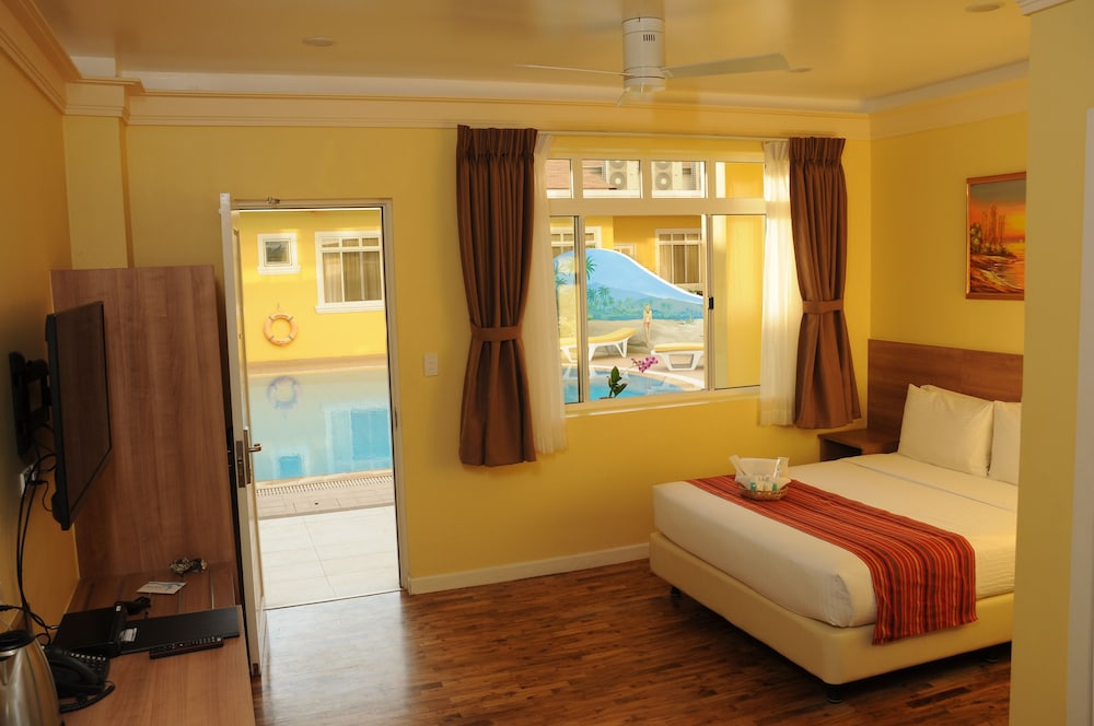 Awesome Hotel 21/64