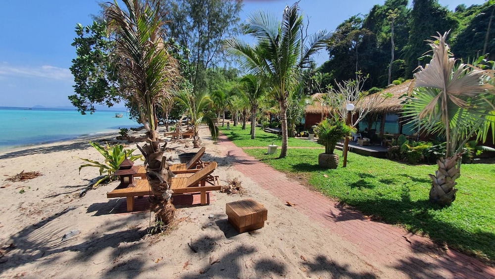 Mali Resort Koh Kradan 44/50