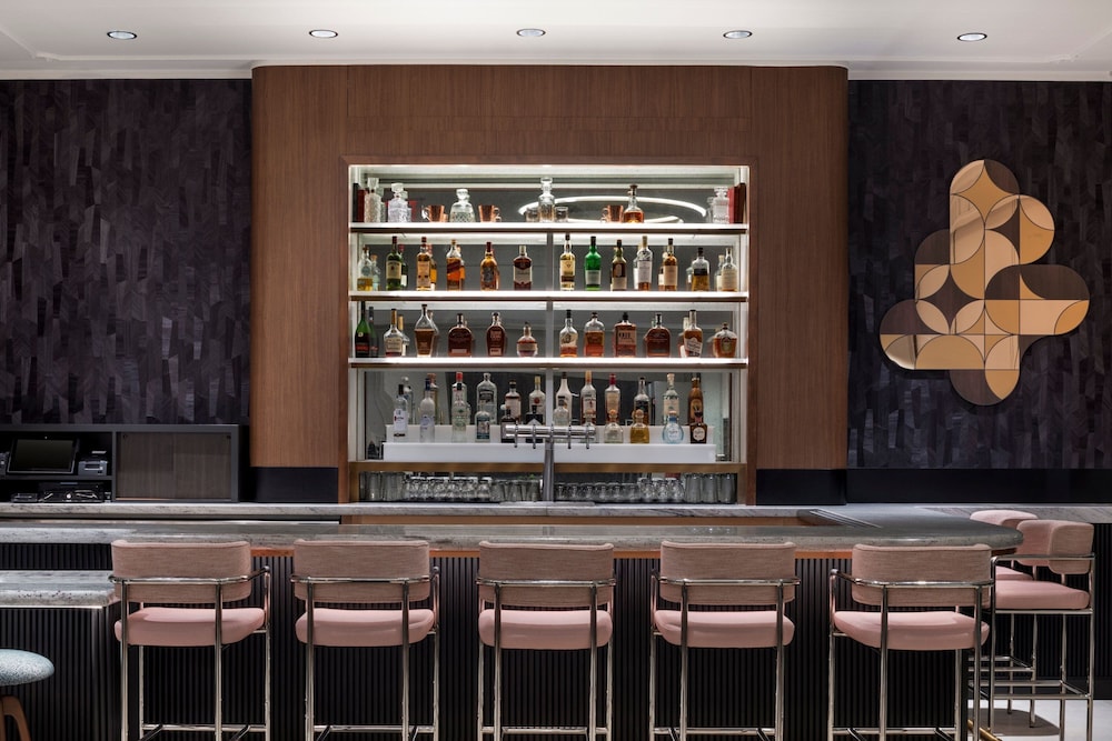 Le Meridien Washington, D.C., The Madison 46/77