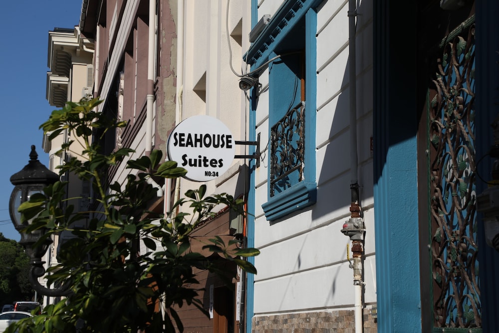 Sea House Suites 7/50