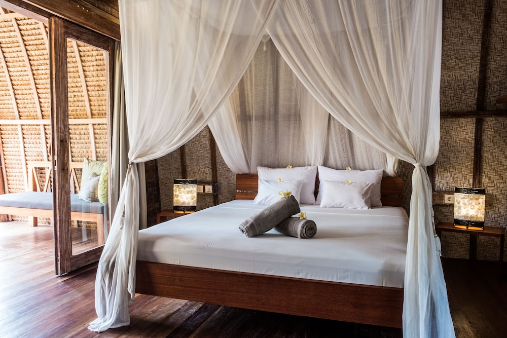 1 BEDROOM, VILLA, PRIVATE POOL