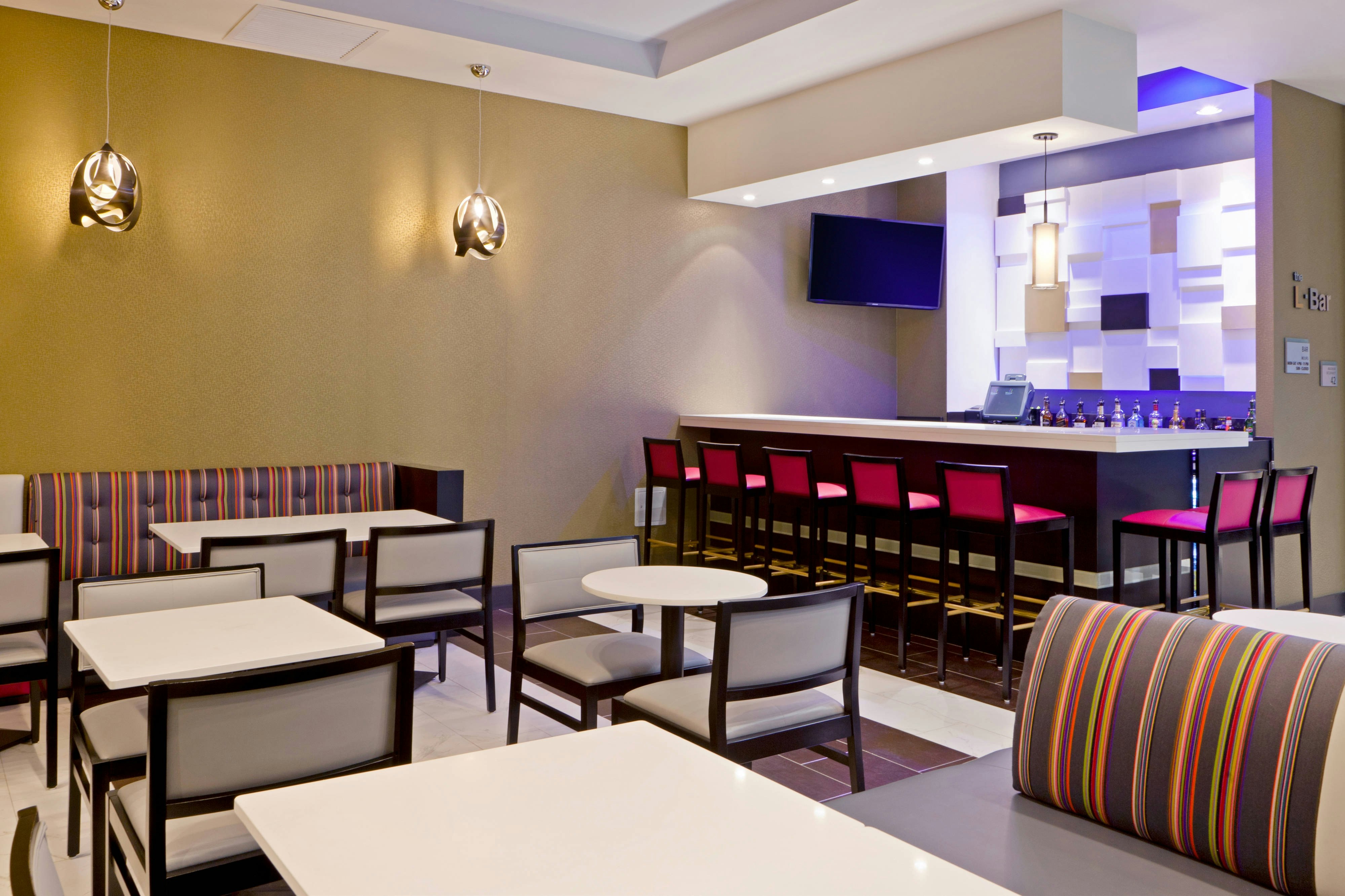 FAIRFIELD INN AND SUITES NEW YORK QUEENS/QUEENSBORO BRIDGE 7/8