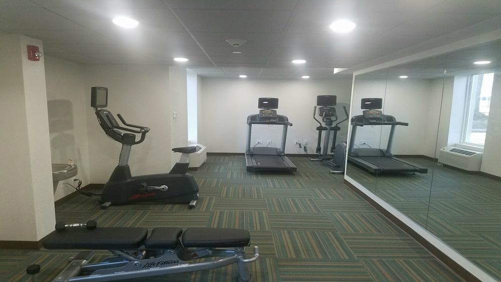 Holiday Inn Express Williamsburg Busch Gardens Area Ex Quality Inn At Kingsmill Busch Gardens Area 41/63