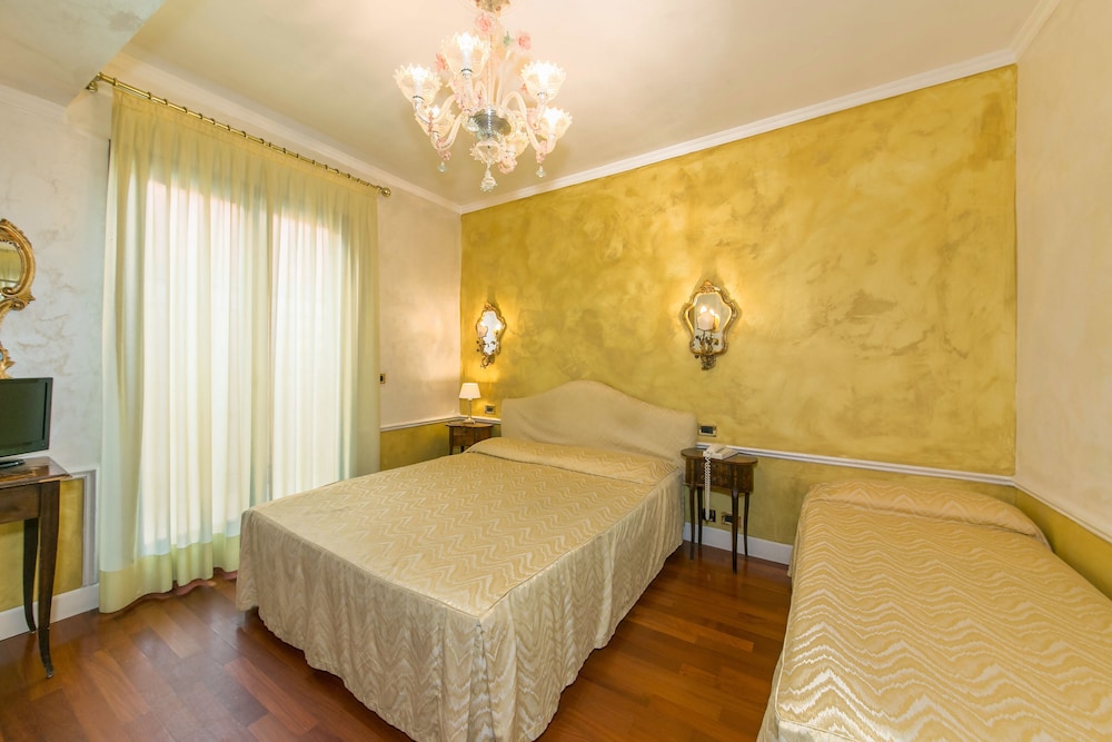 Hotel Pantalon 22/56