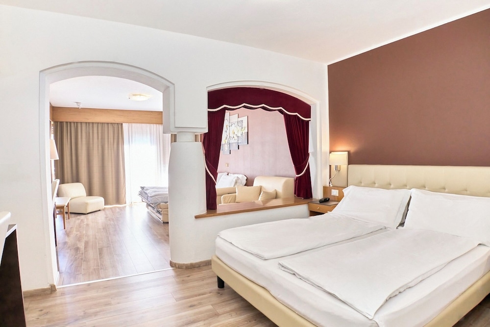 Hotel Trento 7/70