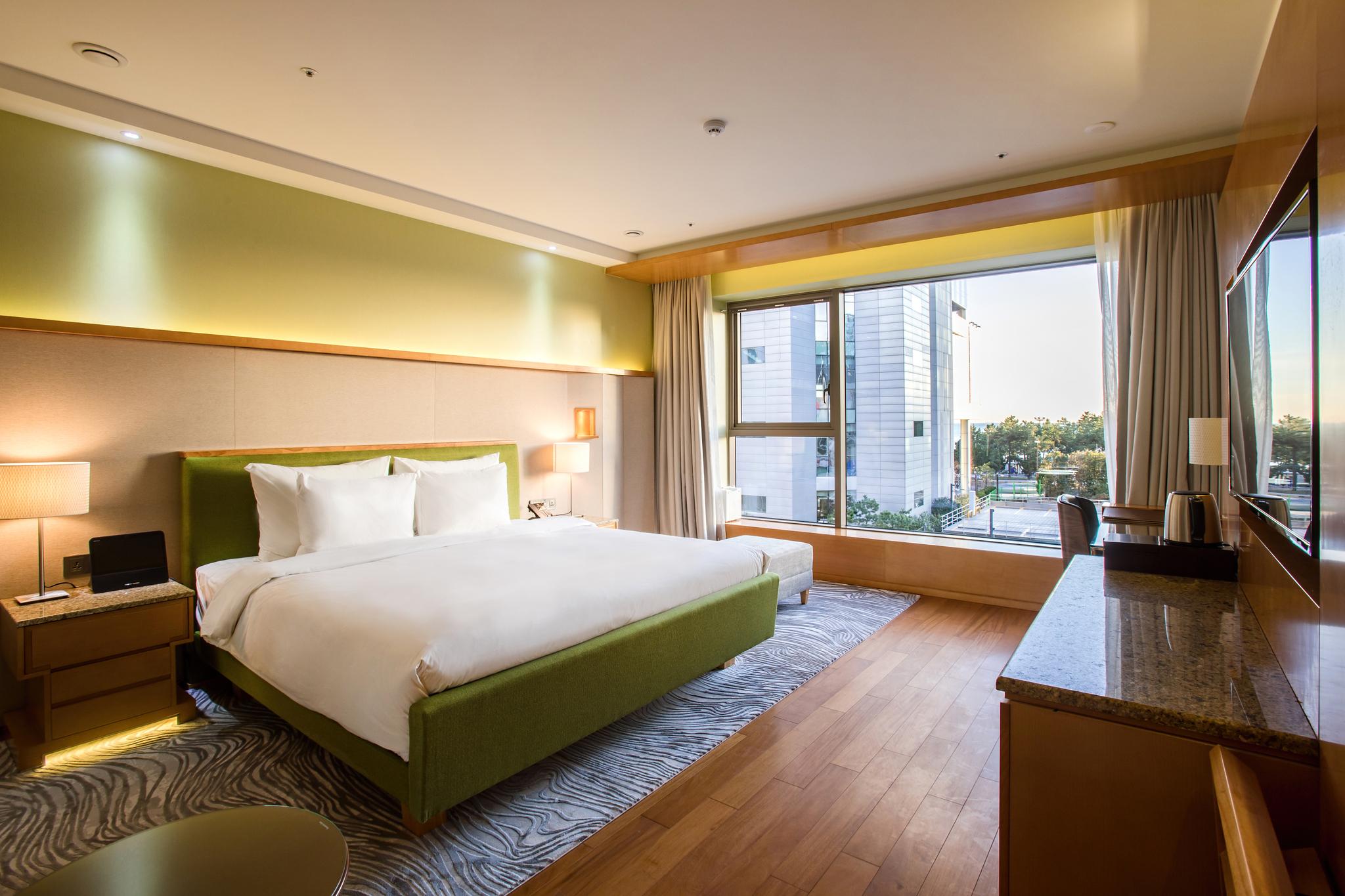 Upgrade, Deluxe, King Bed