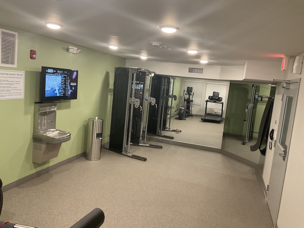 WoodSpring Suites Detroit Madison Heights 11/22