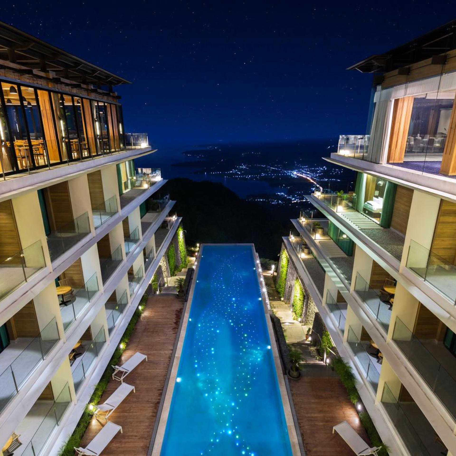 Escala Tagaytay 12/55