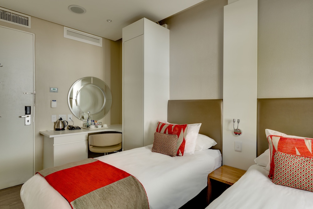Protea Hotel Breakwater Lodge 27/79