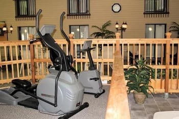 Lakeview Inn And Suites Thompson 20/28