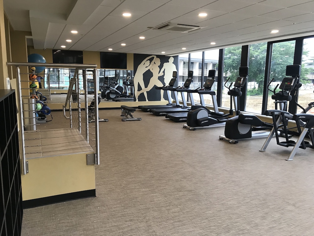 Wyndham Lancaster Resort and Convention Center 20/50