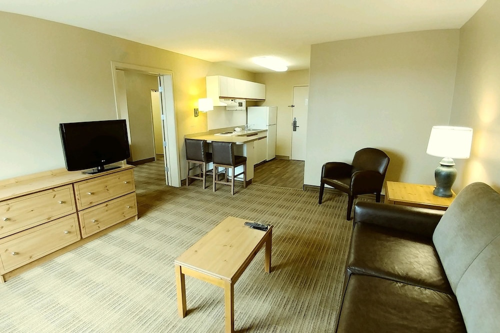Extended Stay America - Cleveland - Airport - North Olmsted 42/62
