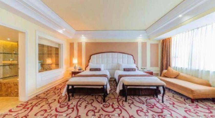 Foshan Jubilee Hotel 13/77