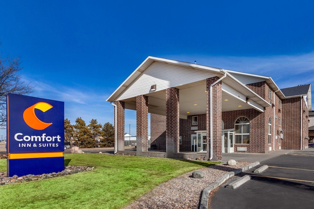 Comfort Inn and Suites Hays I-70 4/46